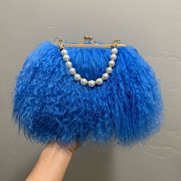 Handmade Real Mongolian Lamb Fur Kisslock Wristlet/Crossbody & 2 Chain Styles - Picture 1 of 15